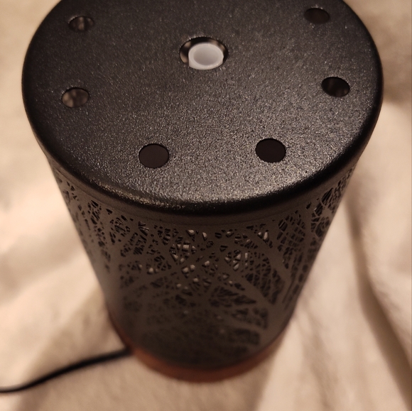 NWOT! Oil Diffuser (Electric) - Picture 7 of 10